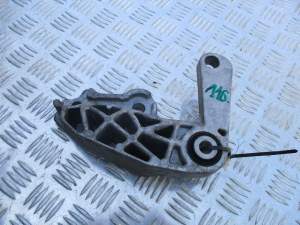 ŁAPA MOCOWANIE MAZDA 3 1.6B