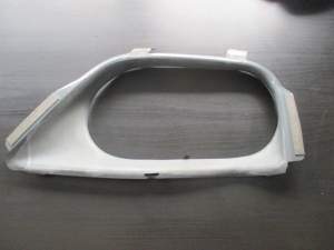 RAMKA OSŁONA DYFUZOR WYDECHU LEWY NISSAN GTR GT-R