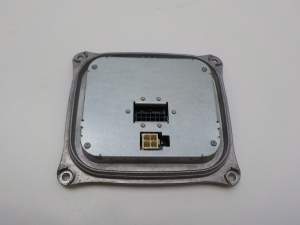 PRZETWORNICA XENON MASERATI GHIBLI 130732947400