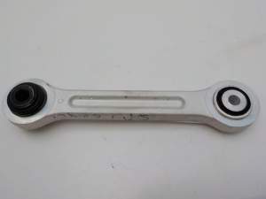 WAHACZ TYŁ PRAWY PROSTY MASERATI GHIBLI