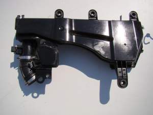 INFINITI FX30D FX30DS 09+ OBUDOWA FILTRA POWIETRZA