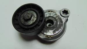 VOLVO XC 60 XC60 NAPINACZ ROLKA PASKA