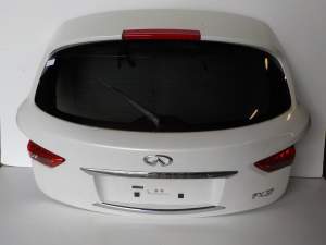 LAMPA W KLAPĘ LEWA INFINITI FX QX70 USA